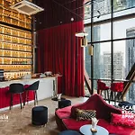 Scarletz Klcc Apartments By Soulasia